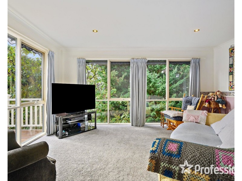 101 Charles Road, Lilydale VIC 3140
