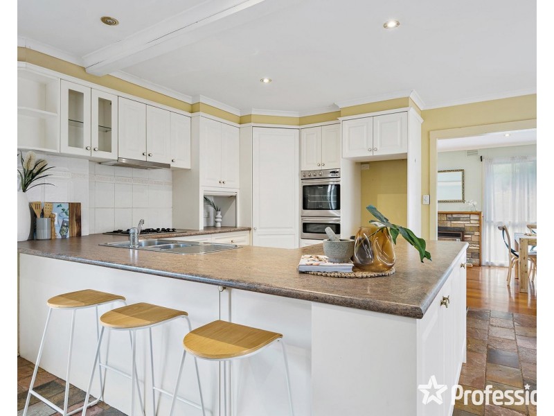 37 Bambra Street, Croydon VIC 3136