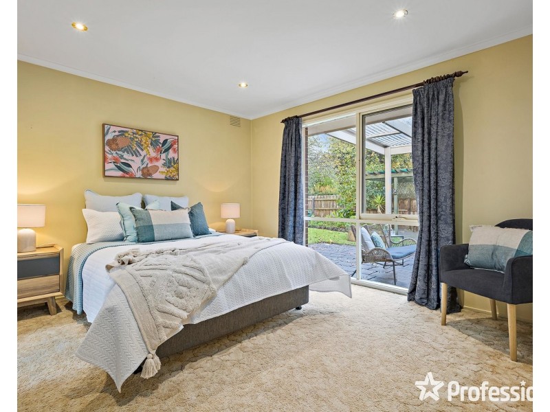 37 Bambra Street, Croydon VIC 3136