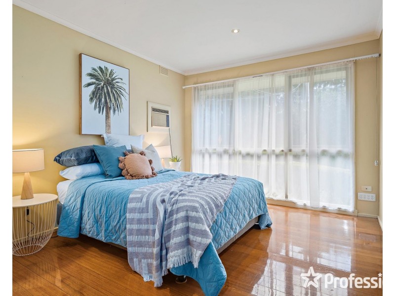 37 Bambra Street, Croydon VIC 3136