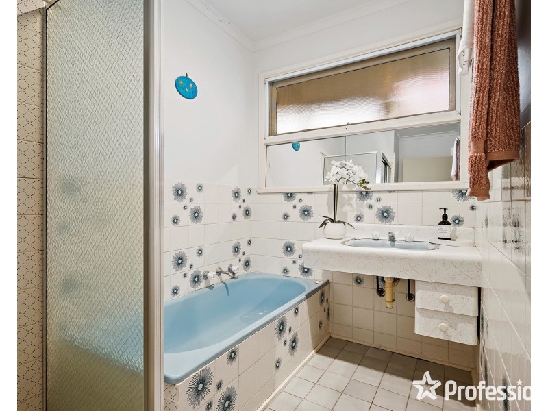 37 Bambra Street, Croydon VIC 3136