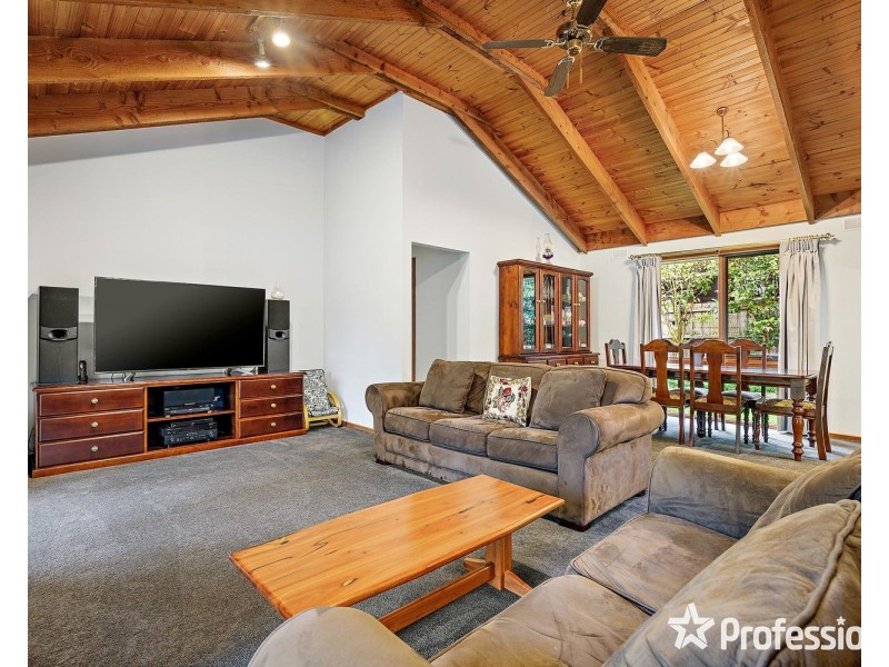 40 Rangeview Road, Mount Evelyn VIC 3796