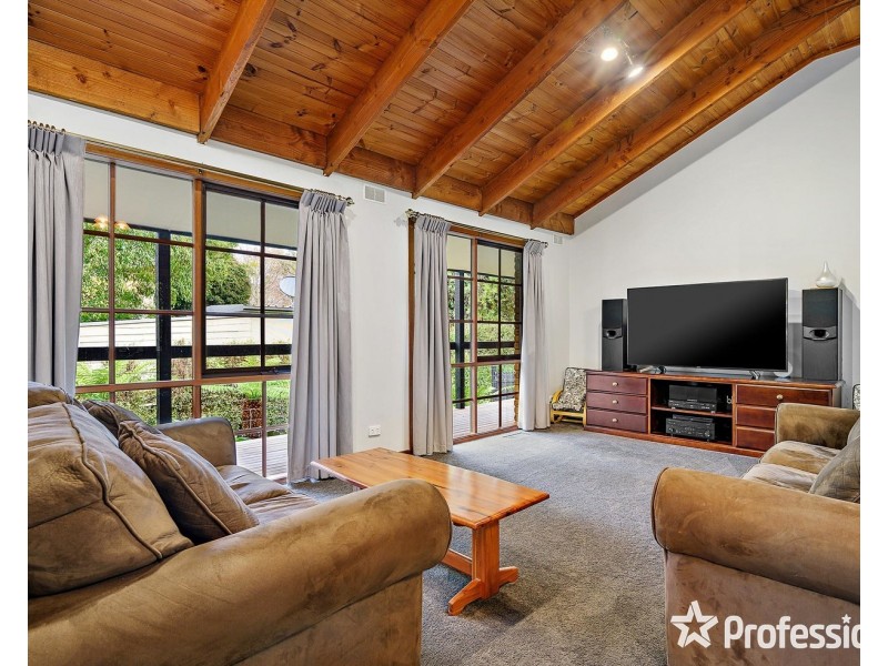 40 Rangeview Road, Mount Evelyn VIC 3796