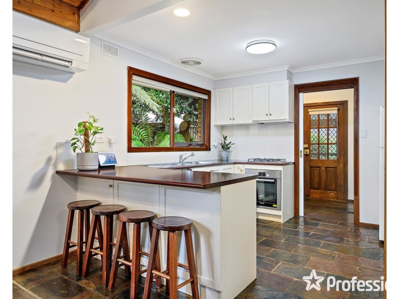 40 Rangeview Road, Mount Evelyn VIC 3796