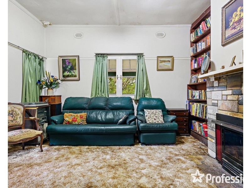 6 Dawn Court, Mount Evelyn VIC 3796