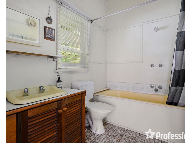 6 Dawn Court, Mount Evelyn VIC 3796