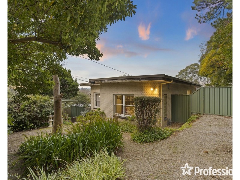 30 Panorama Avenue, Ringwood North VIC 3134