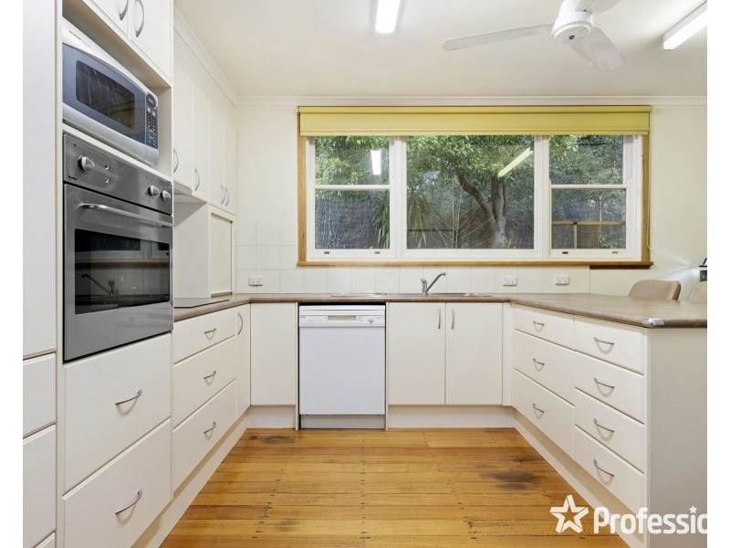 30 Panorama Avenue, Ringwood North VIC 3134