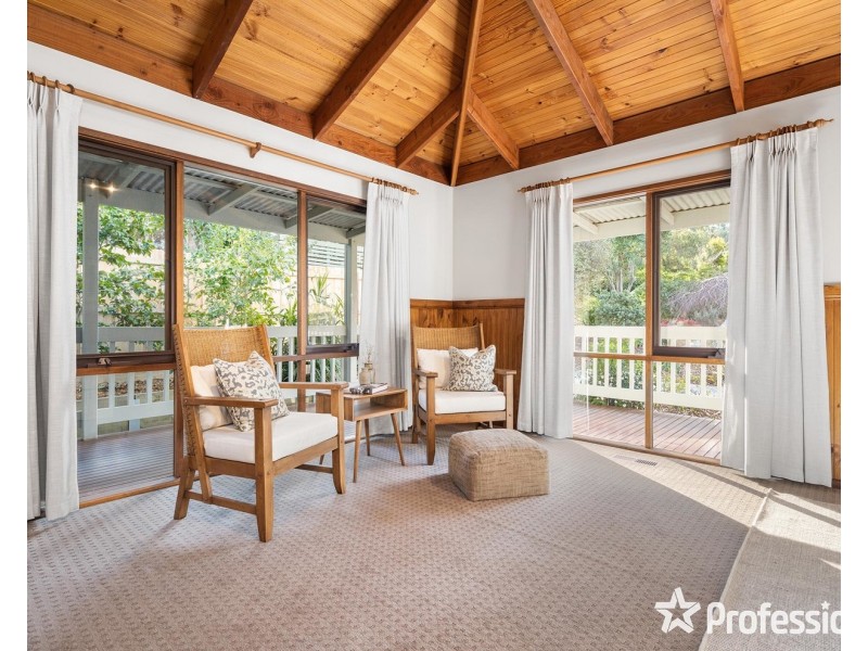 2A Fernhill Road, Mount Evelyn VIC 3796