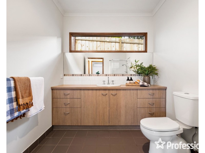 2A Fernhill Road, Mount Evelyn VIC 3796