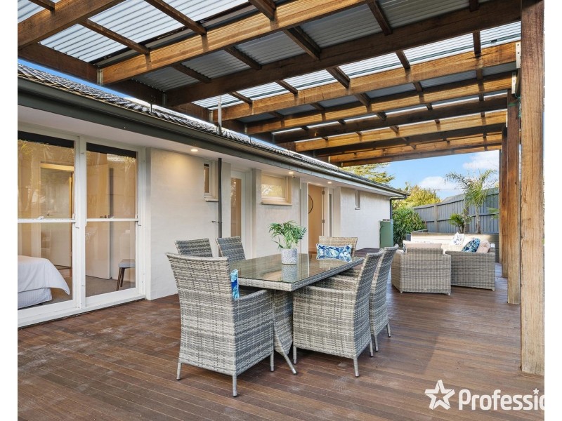 51 Littlejohn Avenue, Mount Evelyn VIC 3796