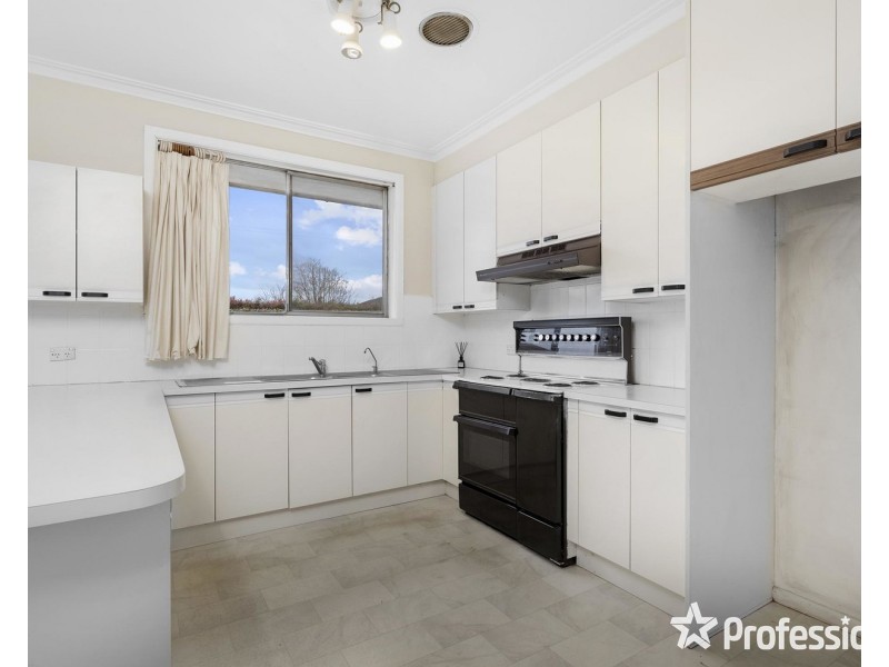 15 Wiseman Road, Monbulk VIC 3793