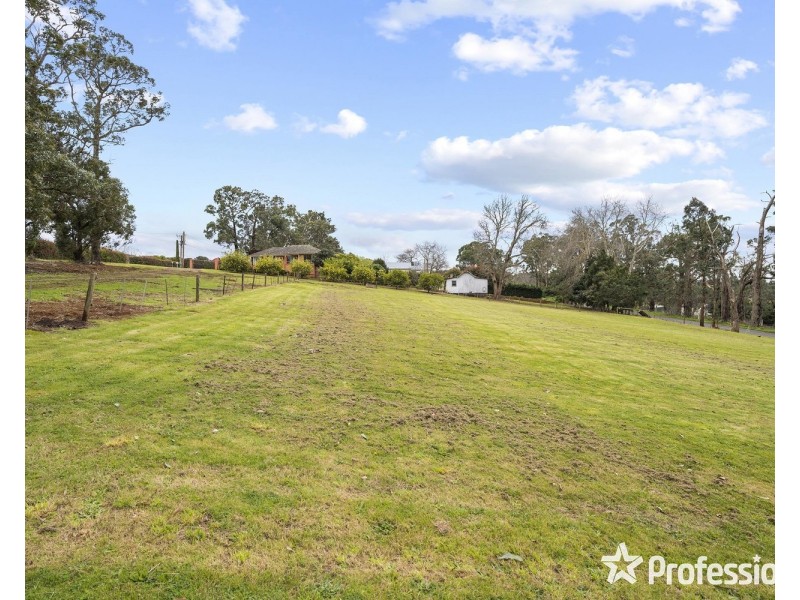 15 Wiseman Road, Monbulk VIC 3793