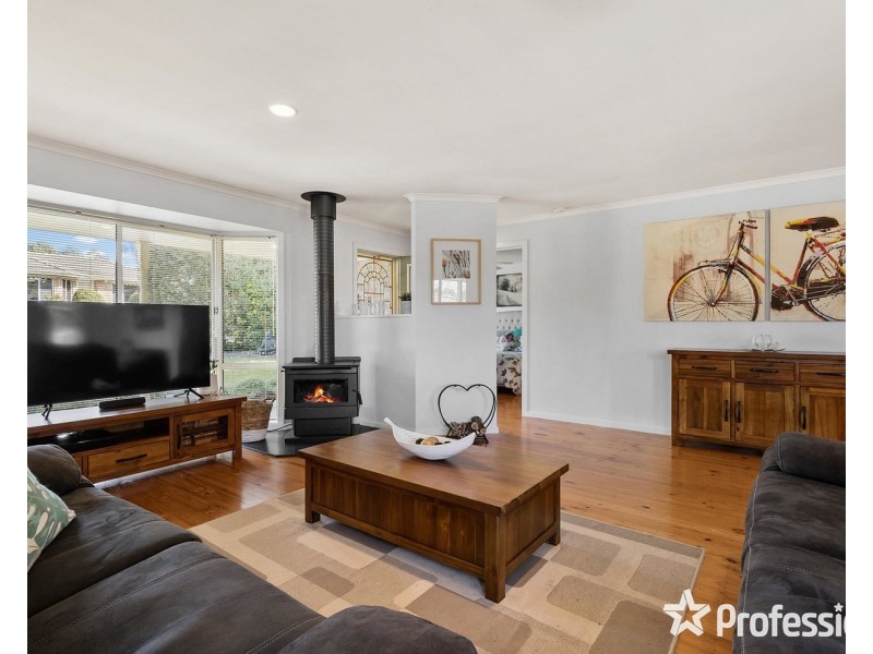 6 The Circuit, Lilydale VIC 3140