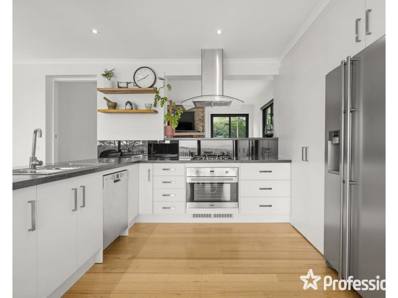 5 Dawn Court, Mount Evelyn VIC 3796