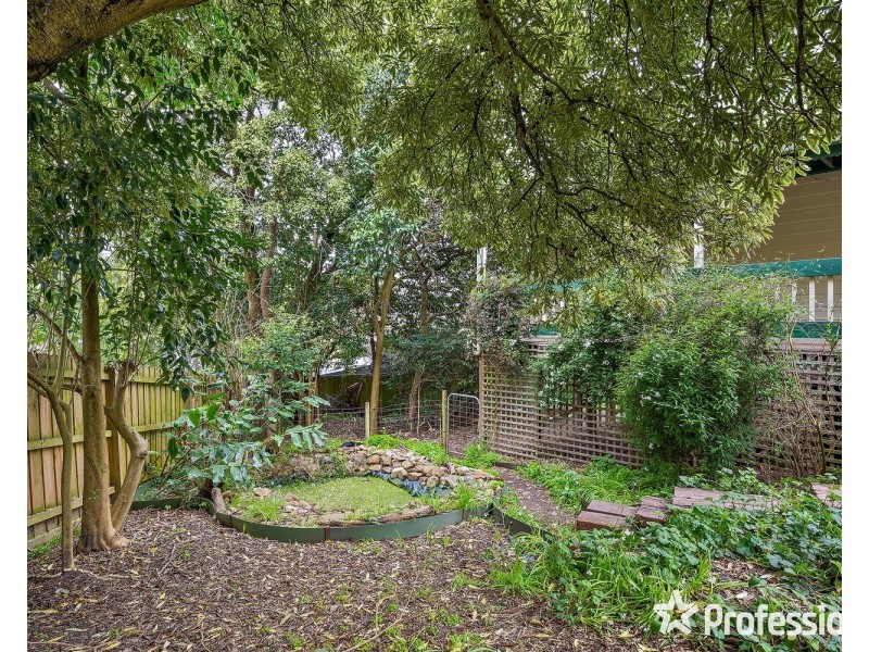 8 Grantully Street, Mount Evelyn VIC 3796