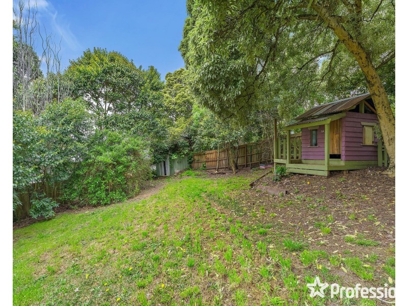 8 Grantully Street, Mount Evelyn VIC 3796