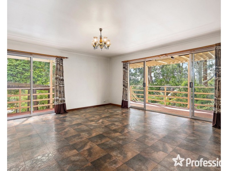 26 Heath Avenue, Mount Evelyn VIC 3796