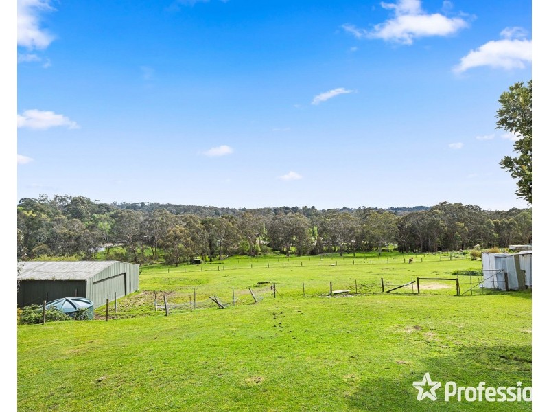 157 Bailey Road, Mount Evelyn VIC 3796