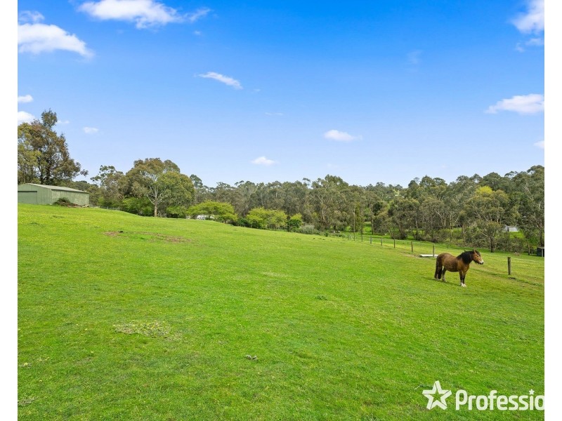 157 Bailey Road, Mount Evelyn VIC 3796