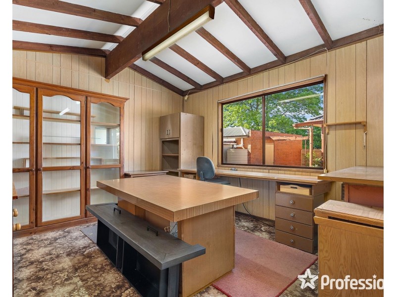 2 Samuel Street, Croydon VIC 3136
