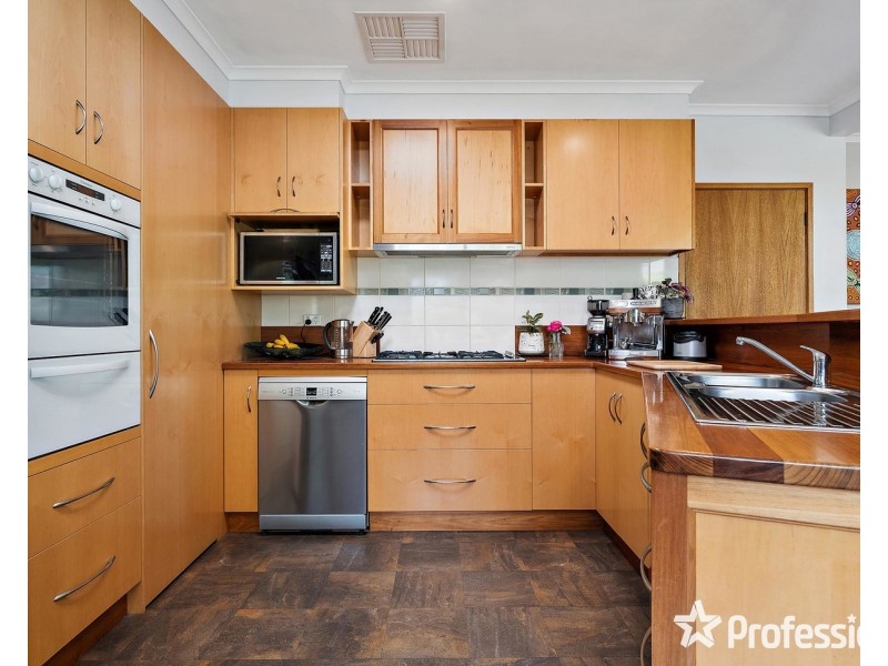 3 Kemp Avenue, Mount Evelyn VIC 3796