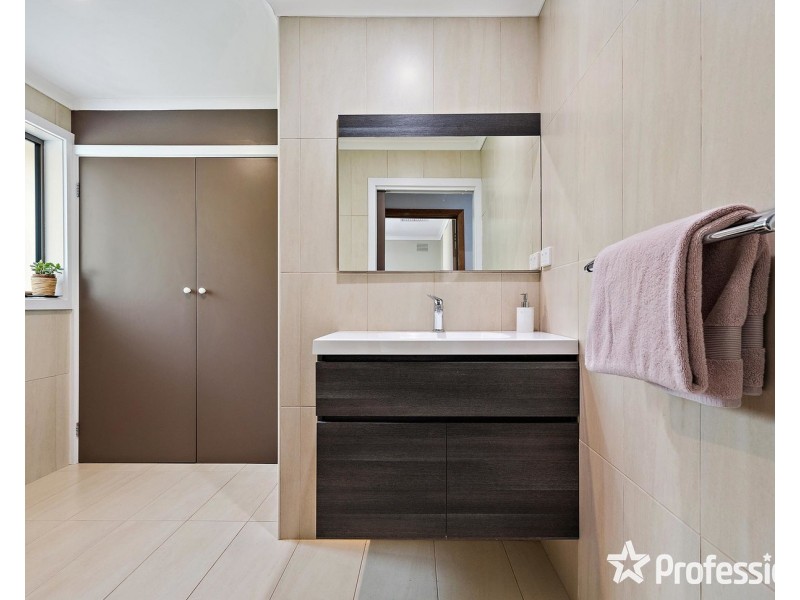 3 Kemp Avenue, Mount Evelyn VIC 3796