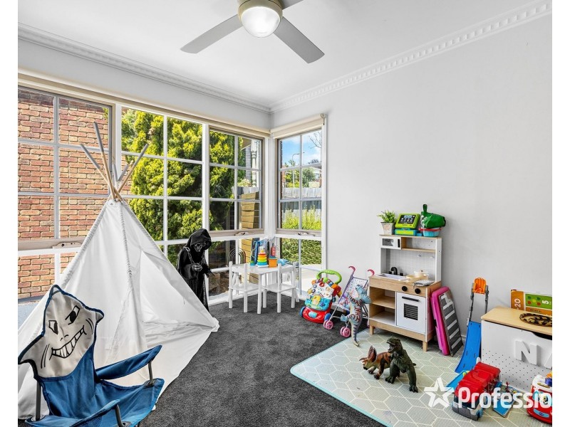 7 Tangermere Place, Lilydale VIC 3140