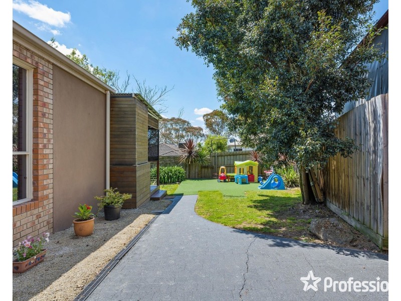 7 Tangermere Place, Lilydale VIC 3140