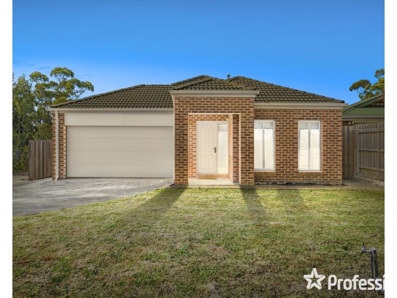 25 English Street, Seville VIC 3139