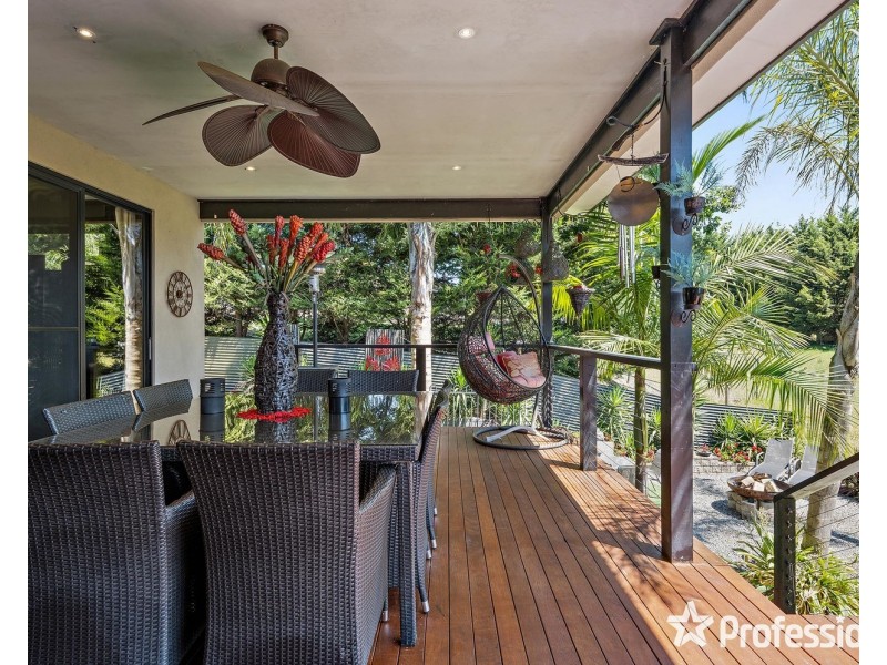411 Warburton Highway, Wandin North VIC 3139