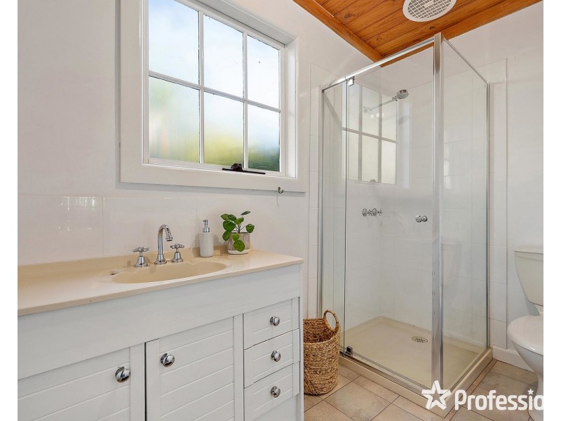 27 Alexandra Road, Lilydale VIC 3140