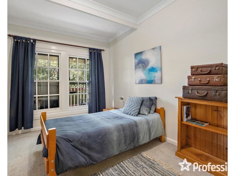 27 Alexandra Road, Lilydale VIC 3140