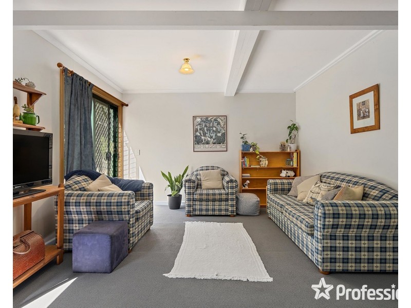 27 Alexandra Road, Lilydale VIC 3140