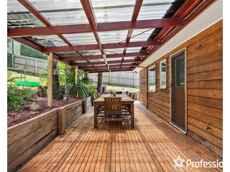 6 Corless Close, Mount Evelyn VIC 3796