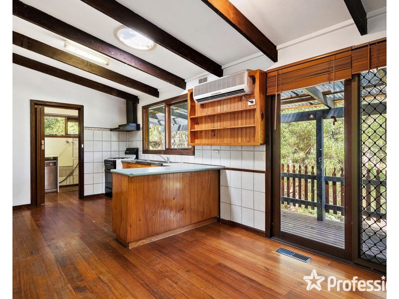 41 Railway Road, Mount Evelyn VIC 3796