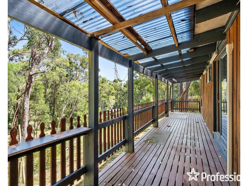 41 Railway Road, Mount Evelyn VIC 3796