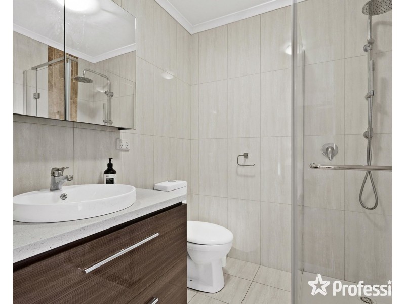 8 Adams Place, Mount Evelyn VIC 3796