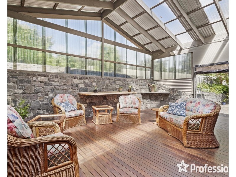 8 Adams Place, Mount Evelyn VIC 3796