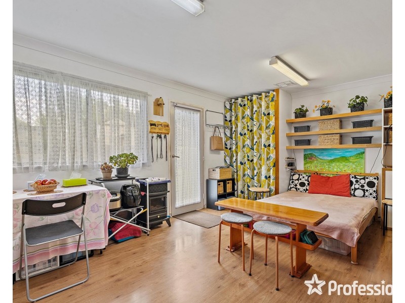 6 Priestley Crescent, Mount Evelyn VIC 3796