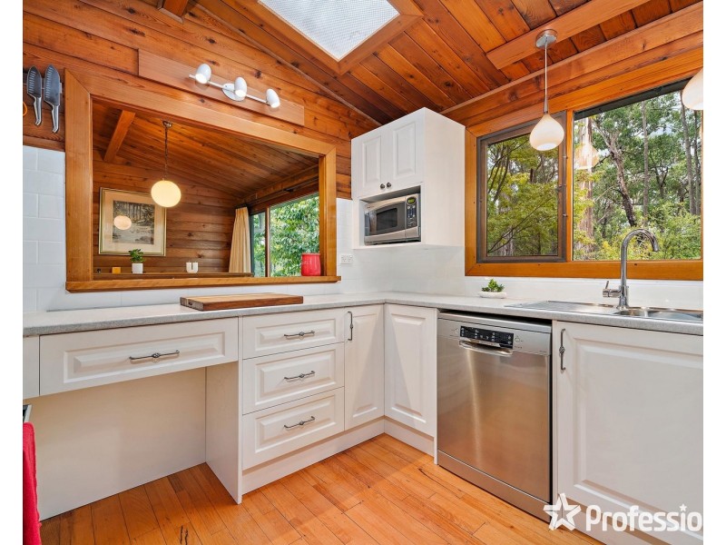 44 Willkilla Road, Mount Evelyn VIC 3796