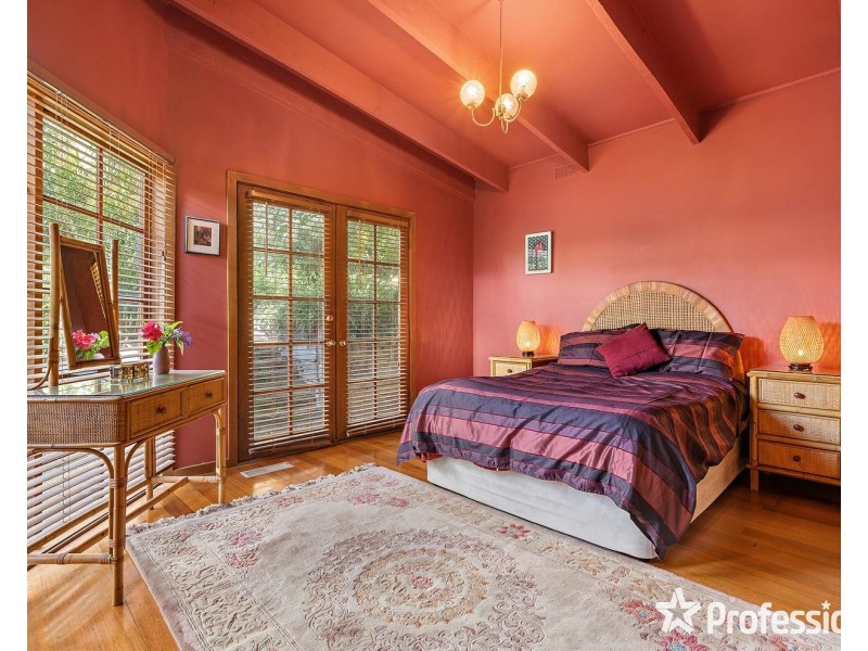 12 Kuyura Road, Mount Evelyn VIC 3796