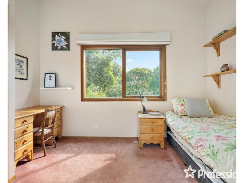 12 Kuyura Road, Mount Evelyn VIC 3796