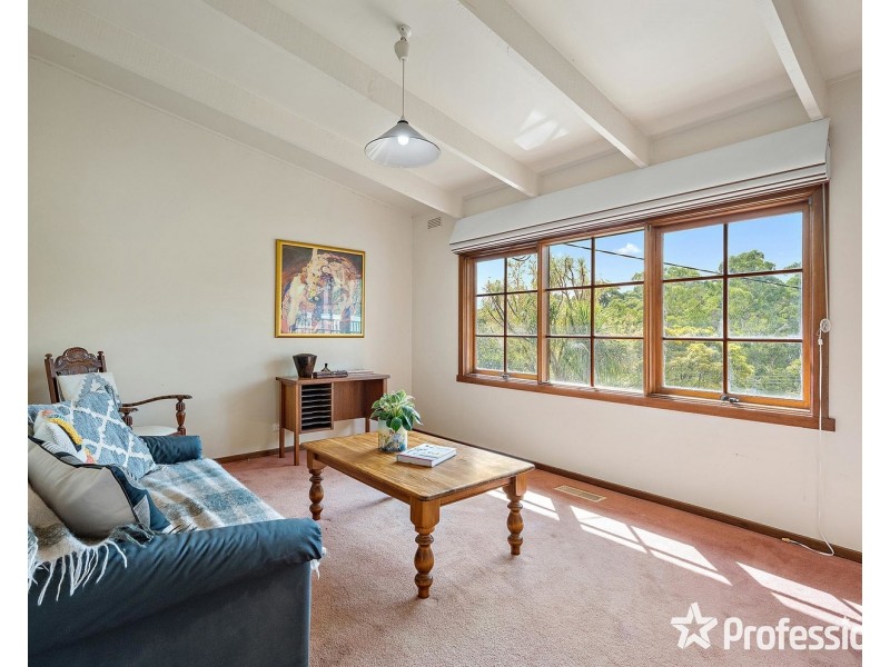 12 Kuyura Road, Mount Evelyn VIC 3796