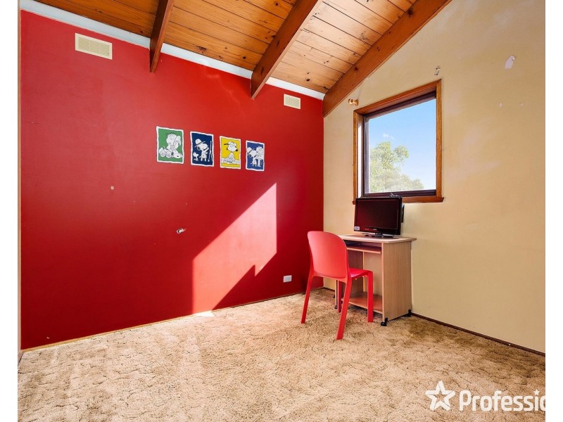 105 Commercial Road, Mount Evelyn VIC 3796