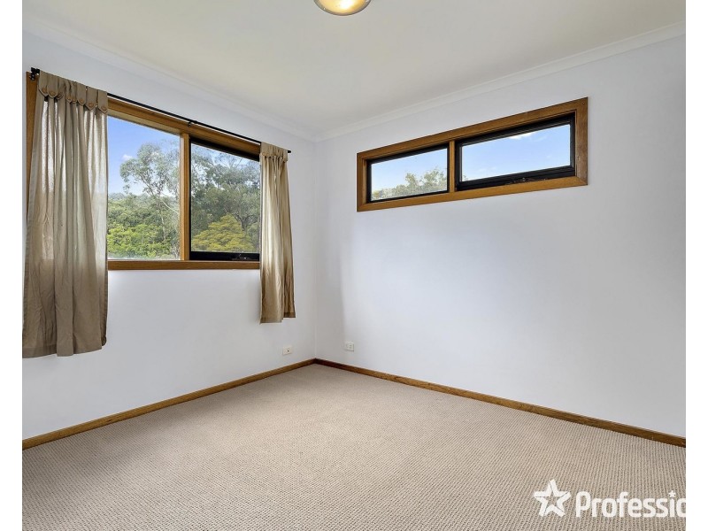 13-15 Sycamore Grove, Mount Evelyn VIC 3796