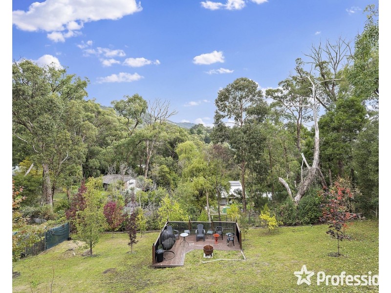 13-15 Sycamore Grove, Mount Evelyn VIC 3796