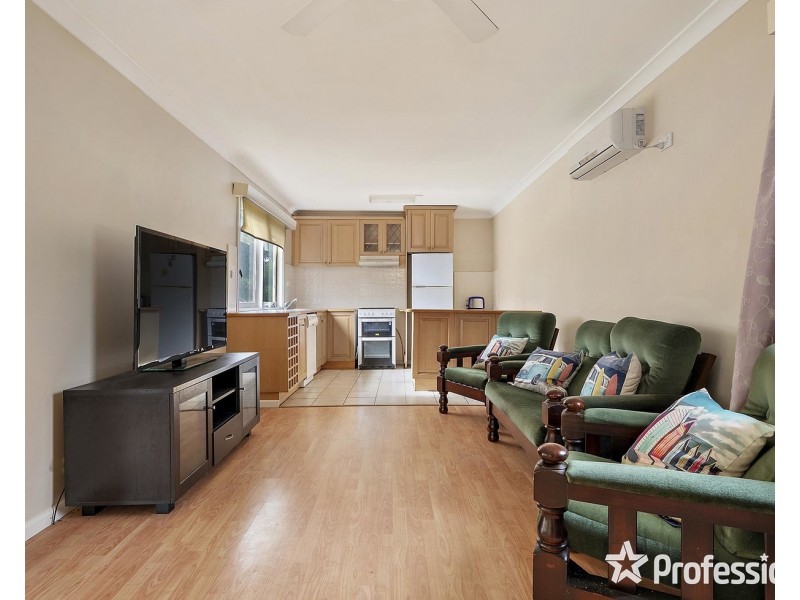 13-15 Sycamore Grove, Mount Evelyn VIC 3796