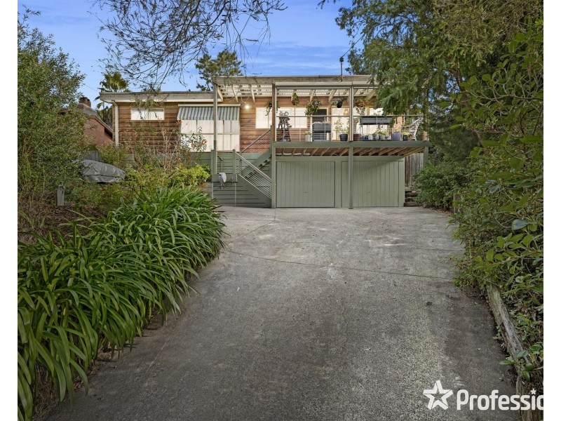 6 Ti-Tree Court, Kilsyth VIC 3137
