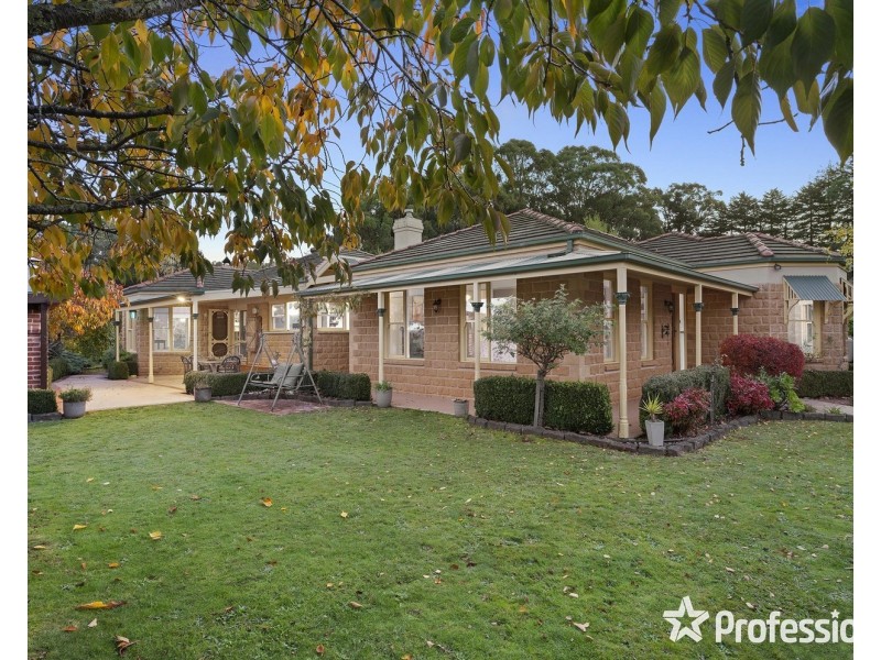 98a Monbulk-Seville Road, Silvan VIC 3795